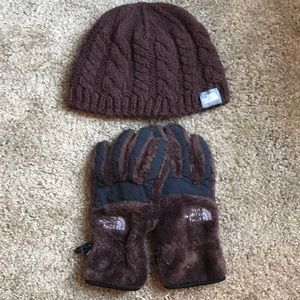 Women’s brown The North Face hat and gloves